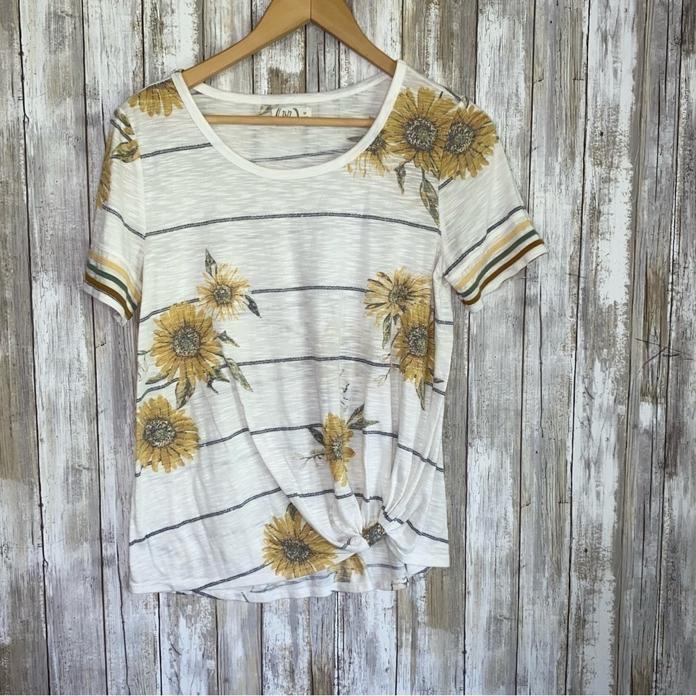 Maurices 24/7 Sunflower Floral Striped Knot Hem Tee Yellow Medium - Picture 2 of 5